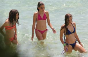 lovely teen girls bikini