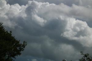 Clouds/Nubes