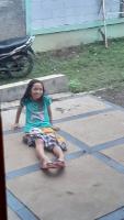 Indonesian Girl Candid Upskirt