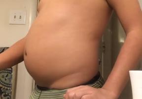 Pregnant boy (Chubbt boy)