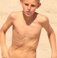Malo Running Beach Boy