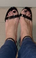 My crossdresser feet, sandals and barefeet