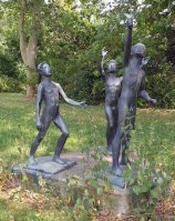 Germany, Baums (Neue Krugallee, 142) - by Baldamus, Senta (1920-2001), 1987 - two boys and a girl