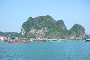 Удивительная бухта Халонг (С. Вьетнам) (Vietnam)