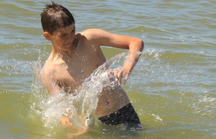 Tino Italian Lake Splash Boy